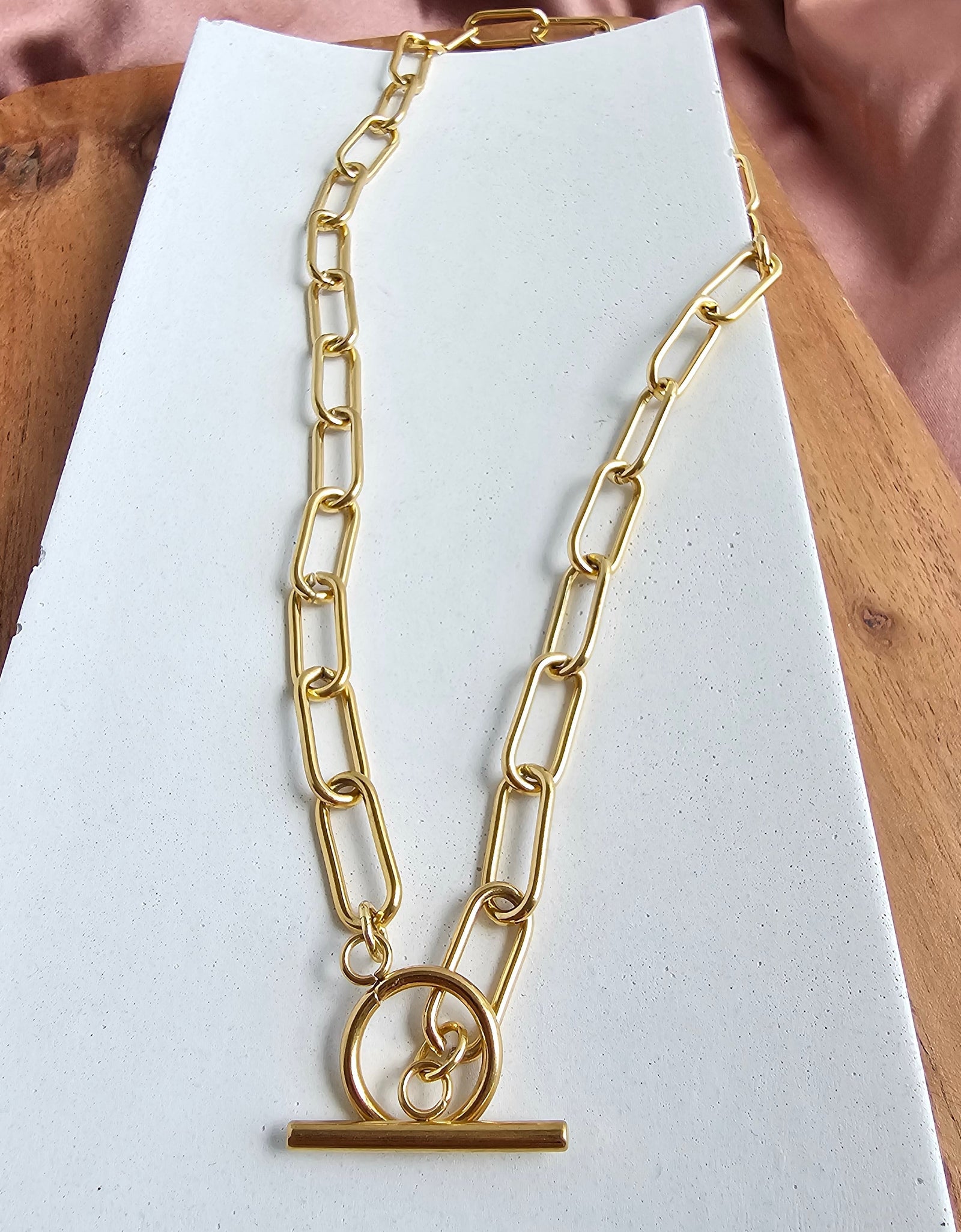 Luxe Gold Chunky Paper Clip Chain - 18" by Spiffy & Splendid
