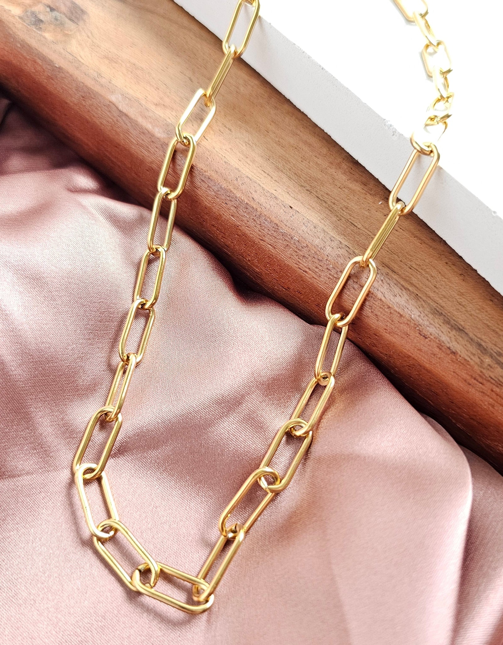 Luxe Gold Chunky Paper Clip Chain - 18" by Spiffy & Splendid