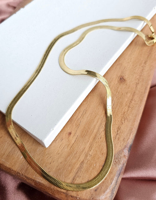 Load image into Gallery viewer, Luxe Gold Herringbone Chain - 20" by Spiffy &amp; Splendid
