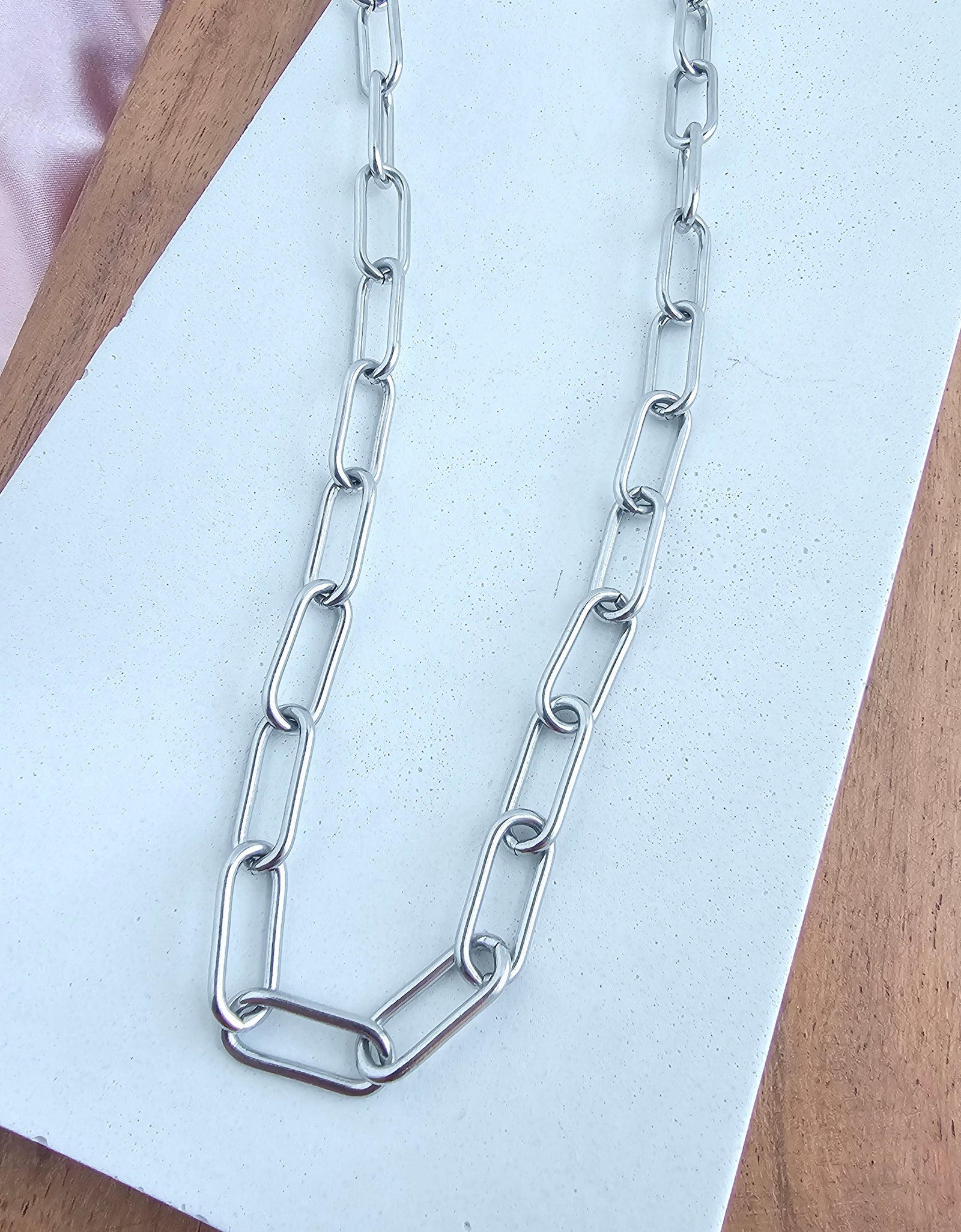Luxe Silver Chunky Paper Clip Chain - 18" by Spiffy & Splendid