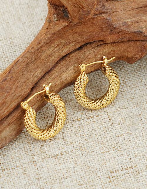 Load image into Gallery viewer, 14K Gold Cute Nugget Hoop Earring
