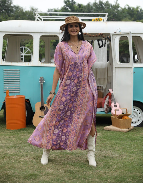 Load image into Gallery viewer, Printed Tie Neck Short Sleeve Dress
