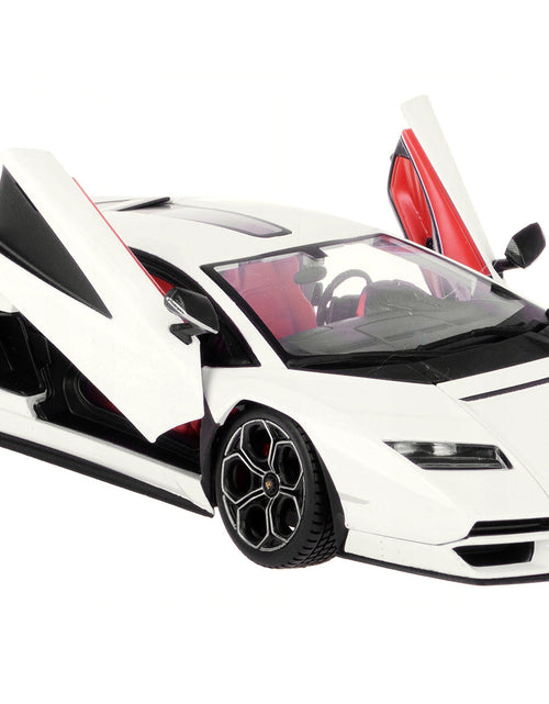 Load image into Gallery viewer, Lamborghini Countach LPI 800-4 White 1/24 Diecast Model Car by Bburago
