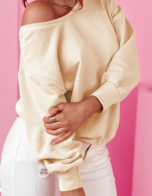 Load image into Gallery viewer, Bow Round Neck Long Sleeve Sweatshirt
