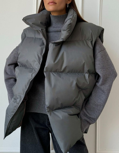 Load image into Gallery viewer, Zip Up Turtleneck Vest Coat
