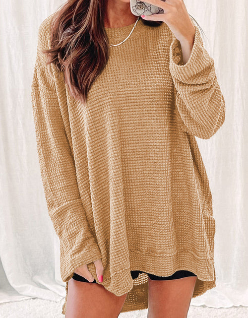 Load image into Gallery viewer, Waffle-Knit Round Neck Long Sleeve Sweatshirt
