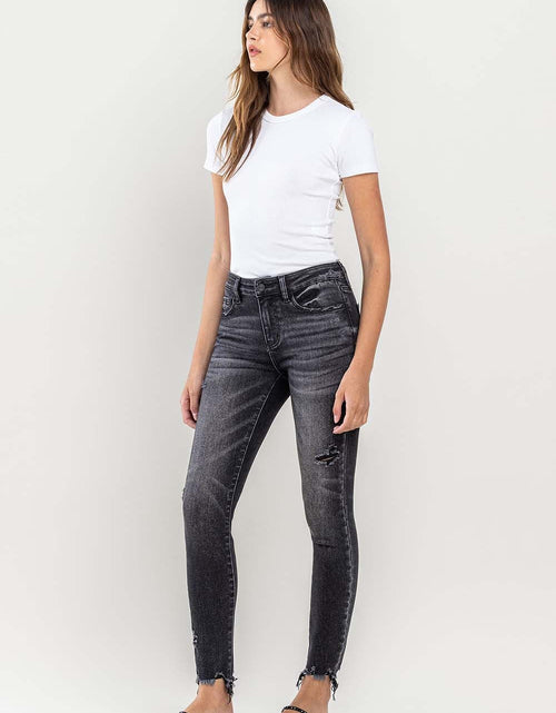 Load image into Gallery viewer, Lovervet Raw Hem Cropped Skinny Jeans
