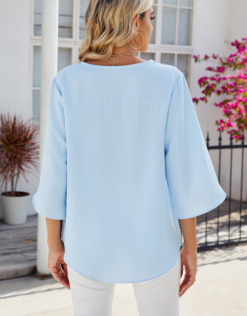 Load image into Gallery viewer, V-Neck Three-Quarter Sleeve Top
