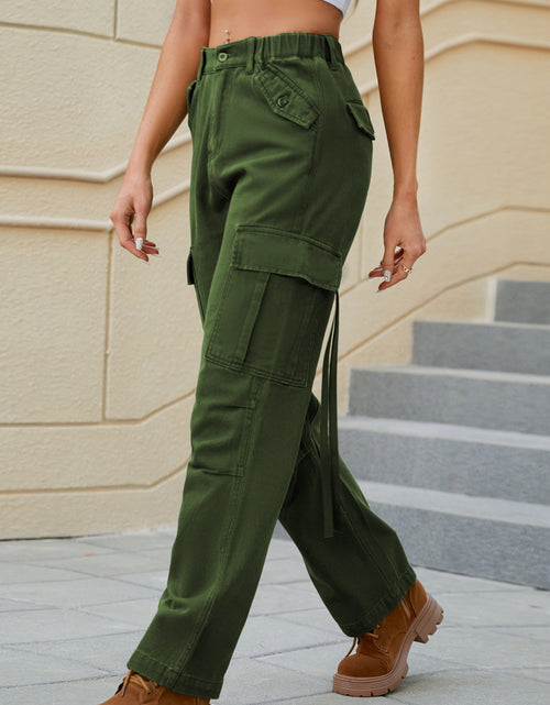 Load image into Gallery viewer, Mid-Rise Waist Straight Jeans with Pockets

