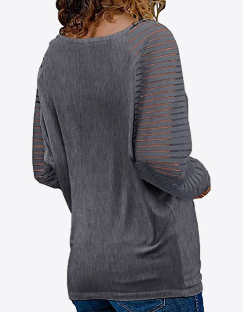Load image into Gallery viewer, V-Neck Long Raglan Sleeve Top
