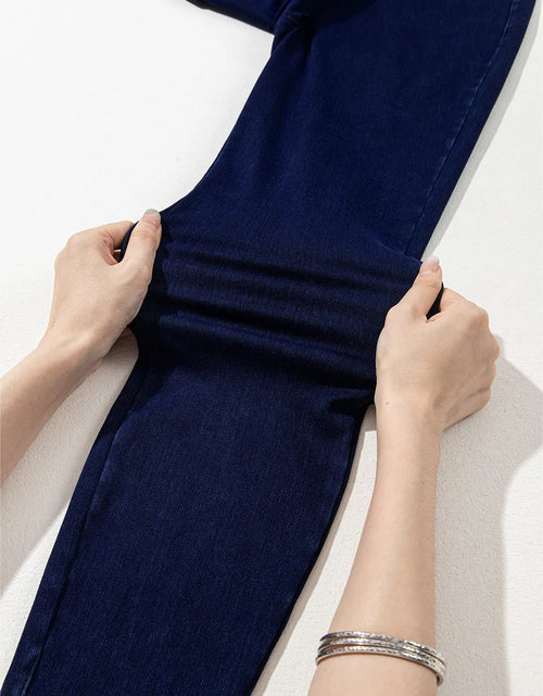 Load image into Gallery viewer, Skinny Jeans with Pockets
