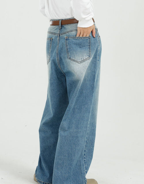 Load image into Gallery viewer, Wide Leg Jeans with Pockets
