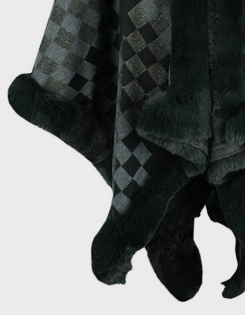 Load image into Gallery viewer, Fuzzy Checkered Long Sleeve Poncho
