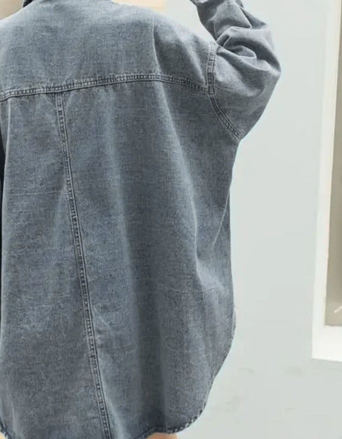 Load image into Gallery viewer, Embroidered Patch Button Up Long Sleeve Denim Jacket

