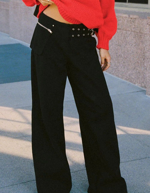 Load image into Gallery viewer, Wide Leg Jeans with Pockets
