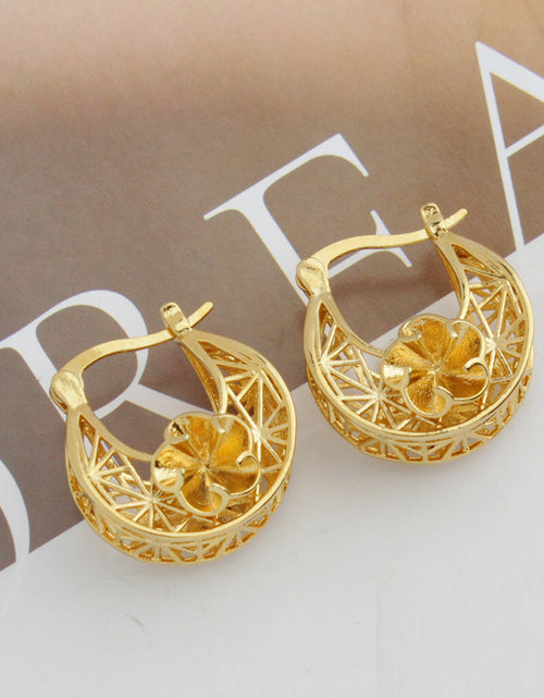 Load image into Gallery viewer, RMZ GOLD NYC 14k Gold Flower Basket Hoop Earrings
