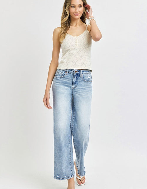 Load image into Gallery viewer, RISEN Full Size Tummy Control High Rise Crop Wide Leg Jeans
