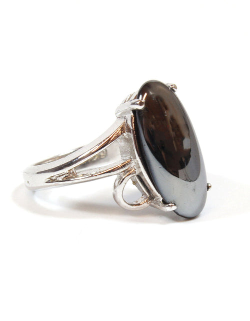 Load image into Gallery viewer, Vintage Ring Genuine Onyx 18k White Gold Electroplated Cocktail Ring Made in USA by PVD Vintage Jewelry
