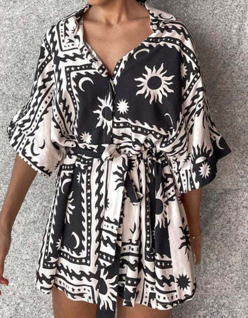 Load image into Gallery viewer, Printed Tie Waist Half Sleeve Romper
