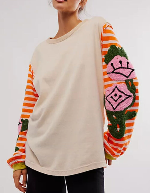 Load image into Gallery viewer, Striped Round Neck Long Sleeve Sweatshirt
