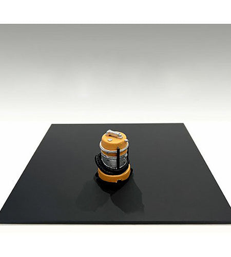 "Detail Masters" Figure 6 (Wet/Dry Vac) for 1/18 Scale Models by American Diorama