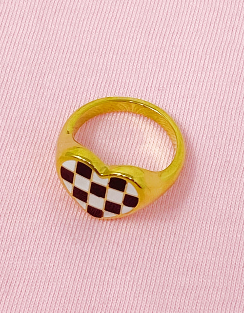 Load image into Gallery viewer, Checkered Heart Signet Ring by Ellisonyoung.com

