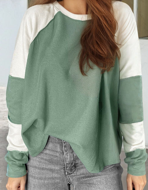 Load image into Gallery viewer, Color Block Round Neck Raglan Sleeve Top
