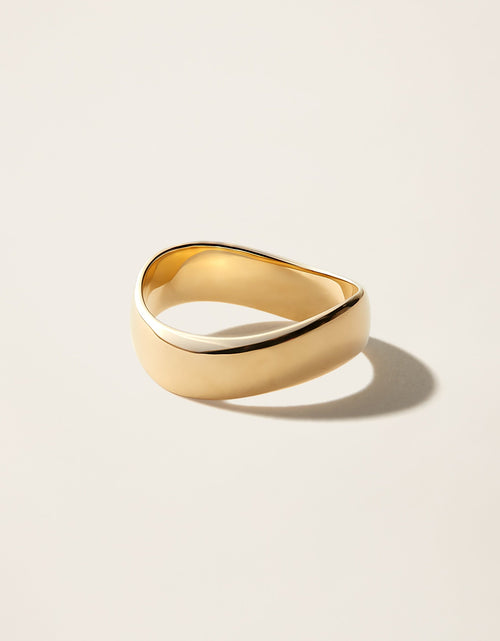 Load image into Gallery viewer, 14k Solid Gold Curved Ring by Italic
