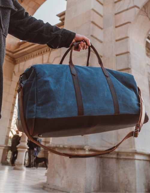 Load image into Gallery viewer, Weekender Bag
