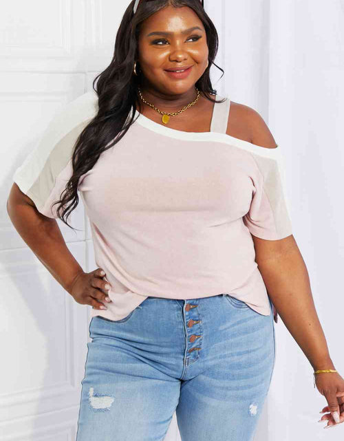 Load image into Gallery viewer, Andree by Unit Full Size Something Simple Cold Shoulder Tee
