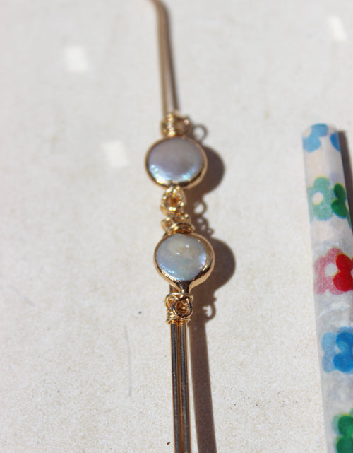 Load image into Gallery viewer, Eloise Baroque Pearl Joint Holder by Toasted Jewelry
