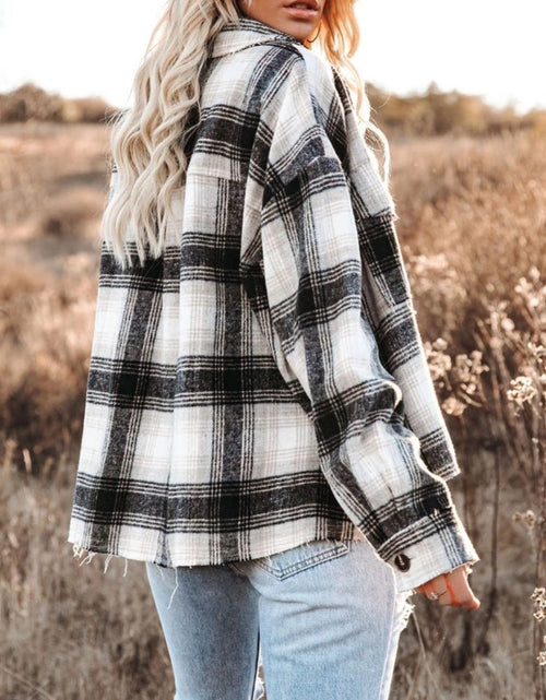 Load image into Gallery viewer, Pocketed Plaid Button Down Long Sleeve Shacket
