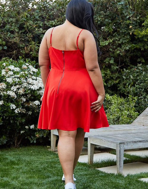 Load image into Gallery viewer, Plus Size V-neck Spaghetti Strap Cocktail Dress in Poppy Red by Shop at Konus
