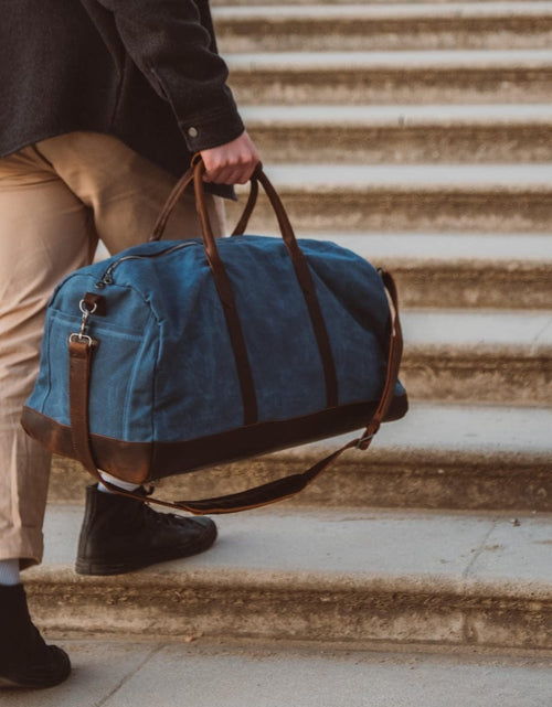 Load image into Gallery viewer, Weekender Bag
