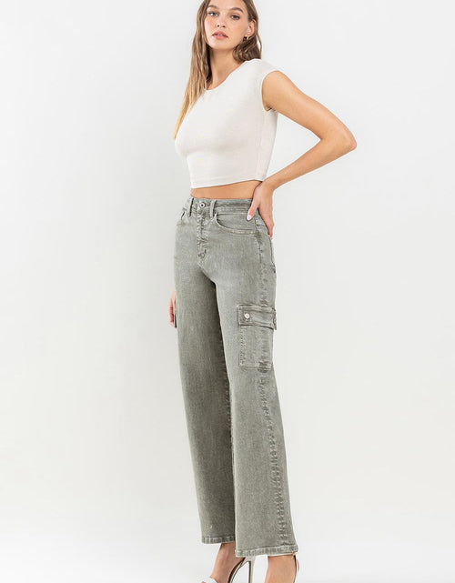 Load image into Gallery viewer, Vervet by Flying Monkey 90's Super High Rise Cargo Jeans

