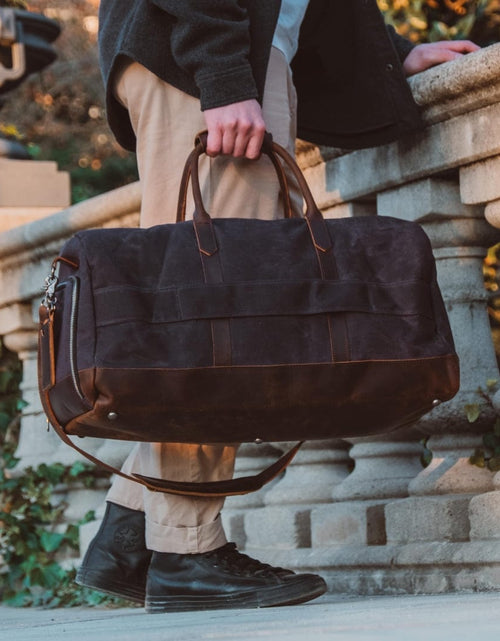 Load image into Gallery viewer, Weekender Bag
