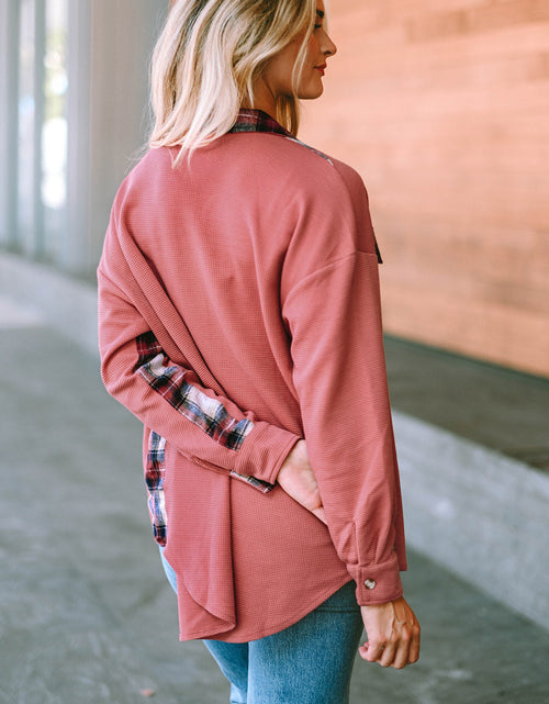 Load image into Gallery viewer, Plaid Button Down Collared Jacket
