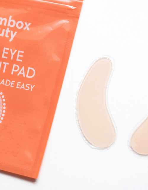 Load image into Gallery viewer, Skin Plumping Under Eye Mask [Reusable] by Dreambox Beauty
