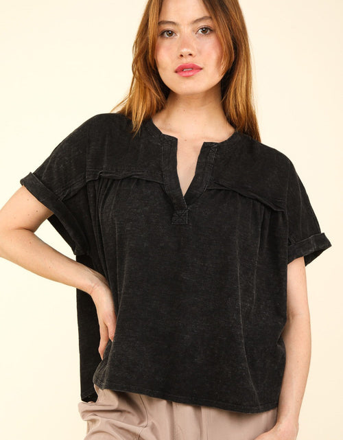 Load image into Gallery viewer, VERY J Nochted Short Sleeve Washed T-Shirt
