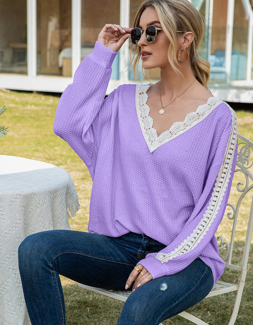 Load image into Gallery viewer, Ivy Lane Contrast Spliced Lace V-Neck Top
