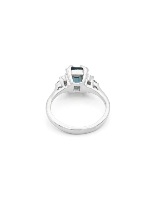 Load image into Gallery viewer, Vintage Ring Clear Austrian Crystals 18k Yellow Gold Electroplated Womens Birthstone Made in USA by PVD Vintage Jewelry
