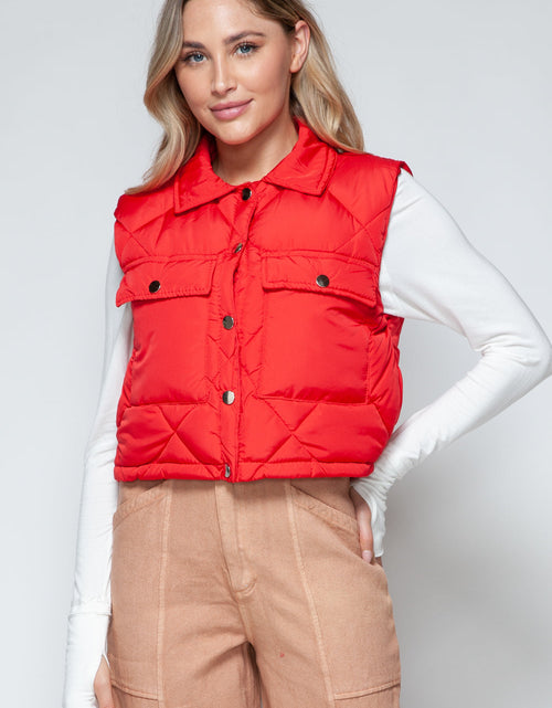 Load image into Gallery viewer, Snobbish Snap Down Quilted Crop Vest
