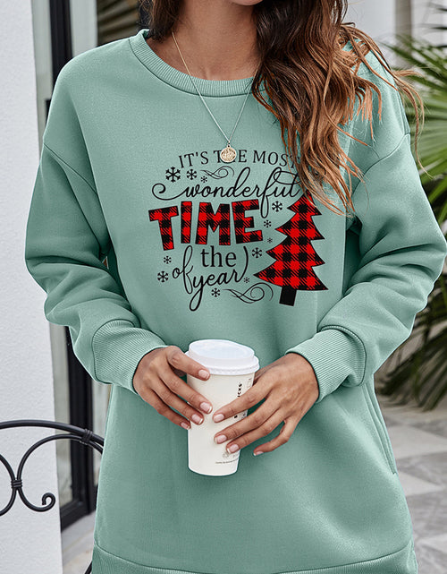 Load image into Gallery viewer, Christmas Tree Graphic Drop Shoulder Sweatshirt
