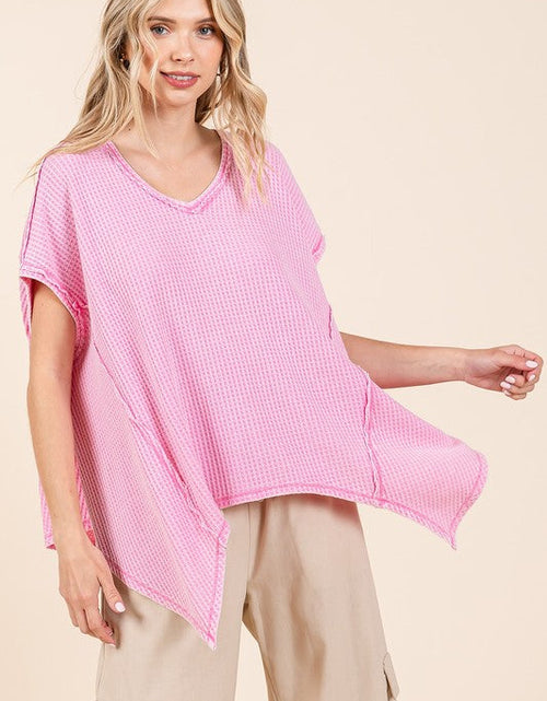Load image into Gallery viewer, Mittoshop Mineral Wash Waffle Knit Pointed Hem Oversized Top

