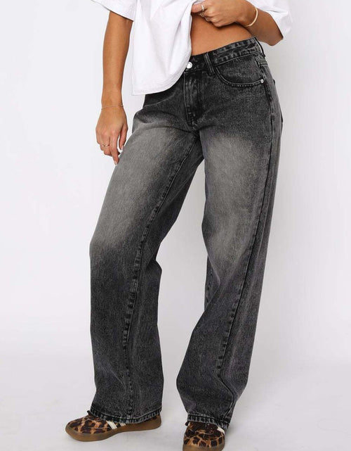 Load image into Gallery viewer, Wide Leg Jeans with Pockets
