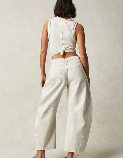 Load image into Gallery viewer, Wide Leg Jeans with Pockets
