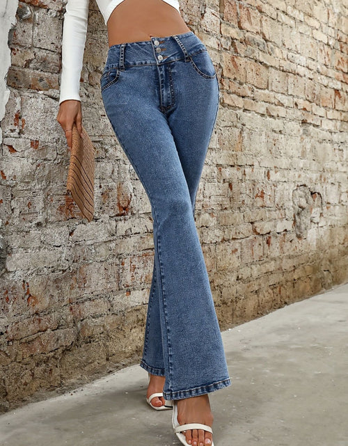 Load image into Gallery viewer, Bootcut Jeans with Pockets
