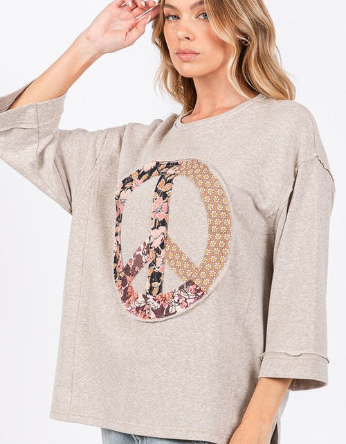 Load image into Gallery viewer, SAGE + FIG Floral Peace Patch Round Neck Top
