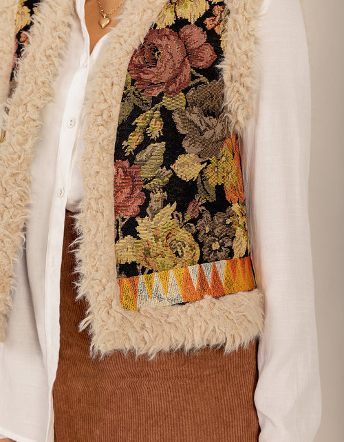 Load image into Gallery viewer, Embroidered Fuzzy Trim Open Front Vest Coat
