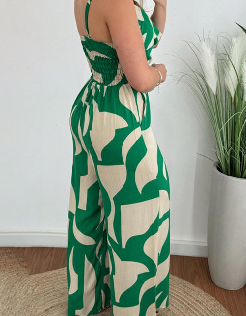 Load image into Gallery viewer, Two-Tone Spaghetti Strap Wide Leg Jumpsuit
